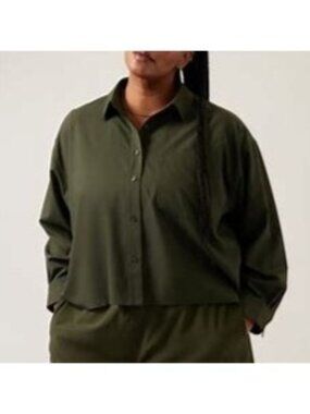 NWOT Athleta Cropped Stretch Tech Top Aspen Green Size 3X